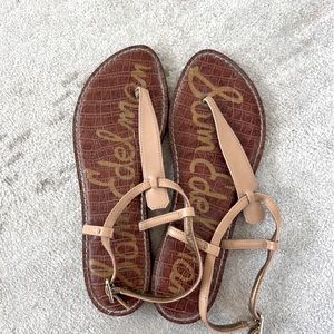 Sam Edelman Gigi Thong Sandal - Almond